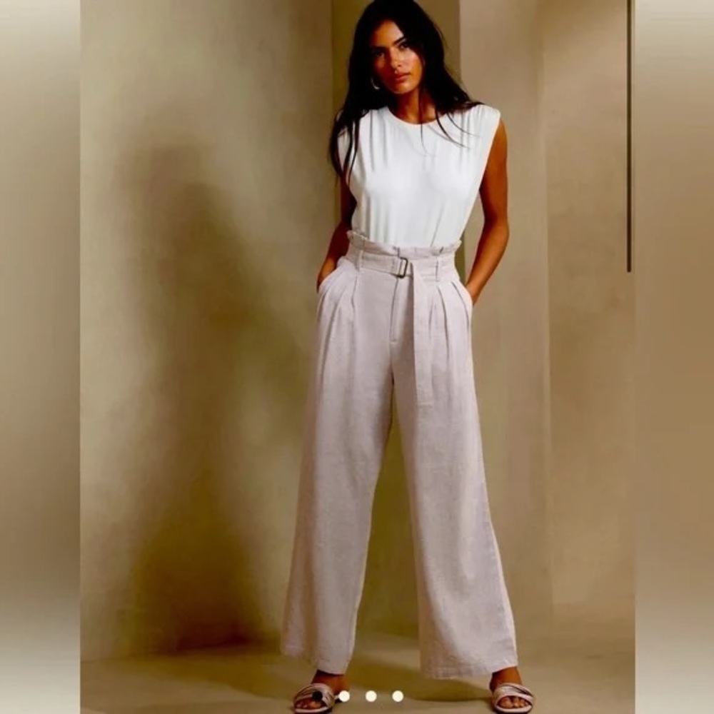 Banana Republic Linen-Blend Wide-Leg Paperbag Pant